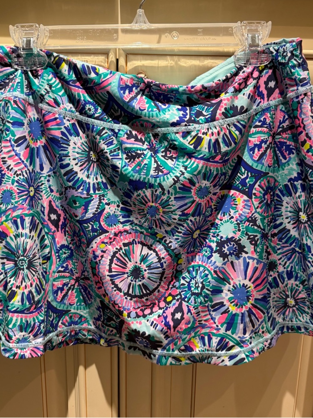 Lilly Pulitzer LUXLETIC Keegan Skort-Multicolor - Lg EUC with back pocket zipper